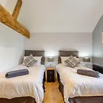 Holiday home 2 Bed In Summerbridge Oc-o32940 *