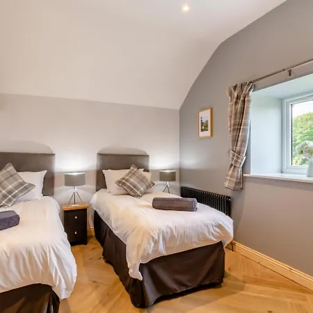 2 Bed In Summerbridge Oc-o32940 펜션 *