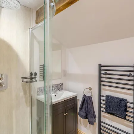 Hébergement de vacances 2 Bed In Summerbridge Oc-o32940 *