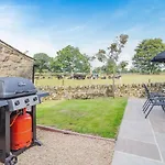 2 Bed In Summerbridge Oc-o32940 Ferienhaus